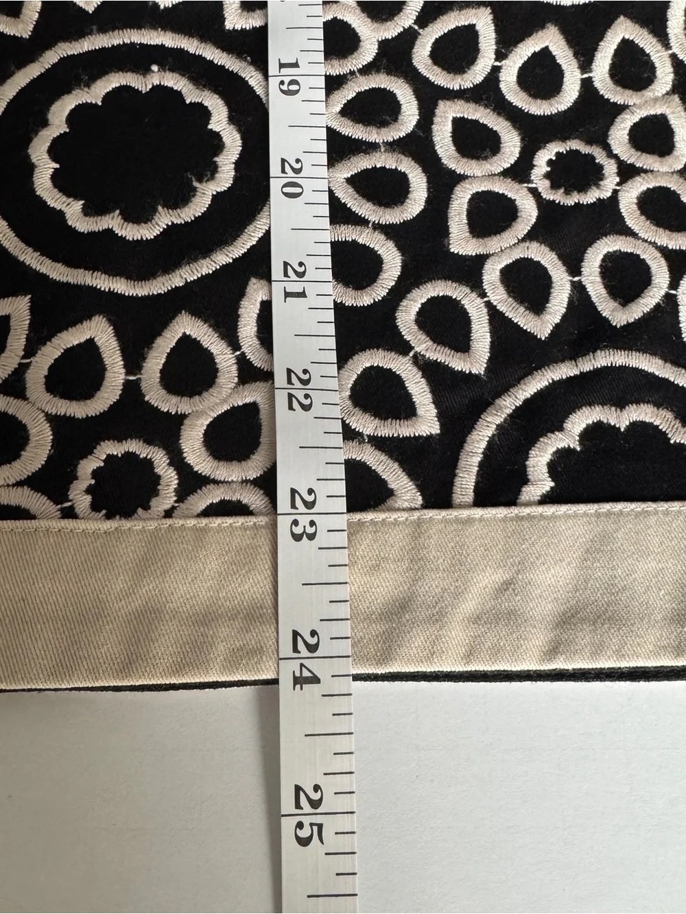 Boden Black Ivory Embroidered A-Line Skirt Size 8 - Picture 13 of 13